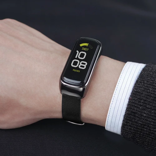 Imagen 2 del producto UTHAI S50 Correa magnética con hebilla Milan de acero inoxidable 304 de metal adecuada para Samsung GALAXY FIT 2 Correa de pulsera inteligente