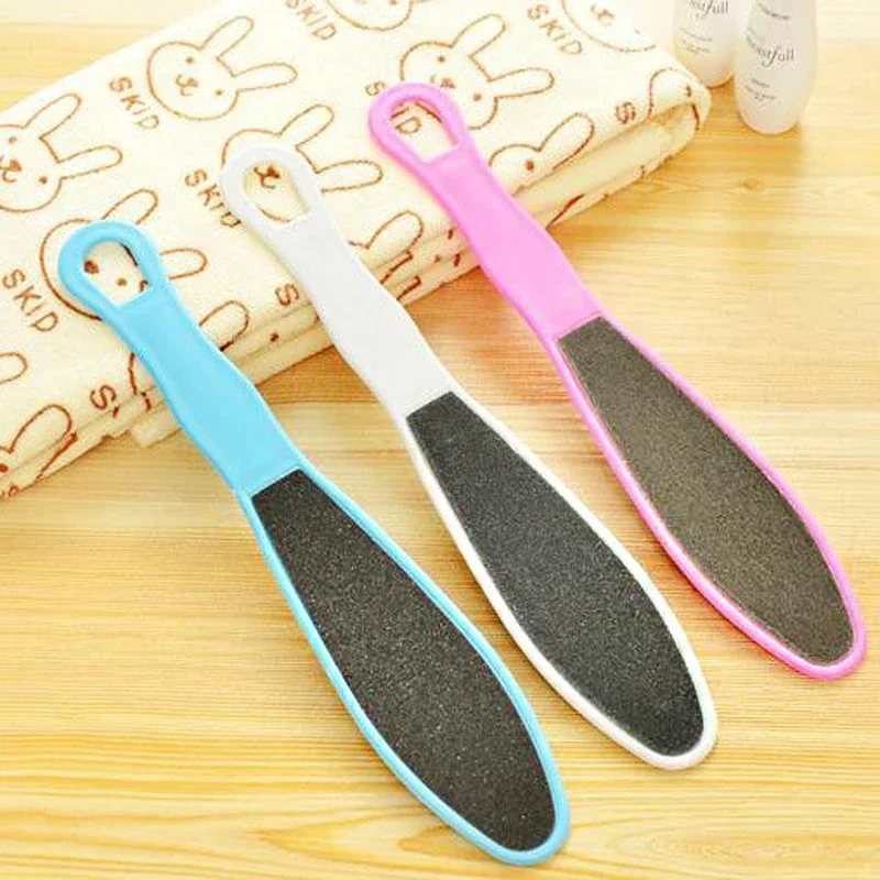 1PC Pedicure Foot Care Tools Callus Dead Skin Remover Bendy Plastic Rub Professional Double Sided Foot File Rasps Random Color