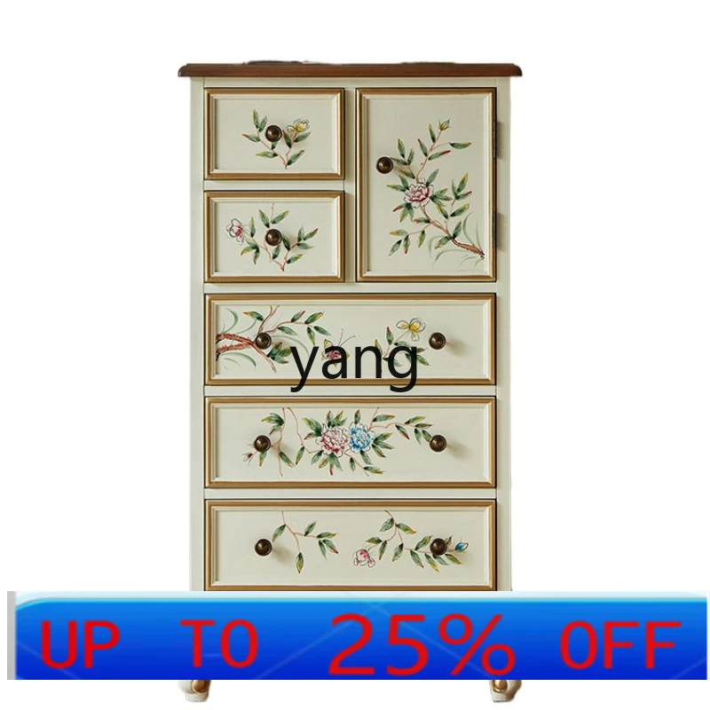 غرفة نوم LH على الصدر، غرفة نوم رئيسية أمريكية، خزانة ذات أدراج مطلية، بجانب السرير مقابل الحائط من الخشب الصلب القديم #1