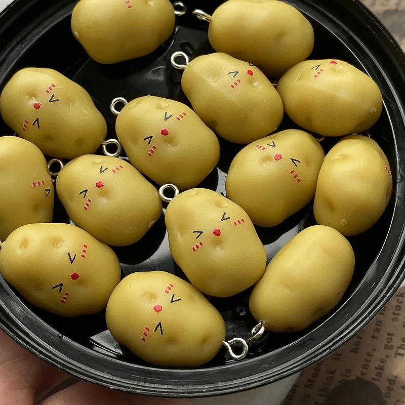 10pcs Simulated Vegetable Happy Potato Resin Charms Cute 3D Food Pendant For Necklace Keychains Diy Jewelry Make