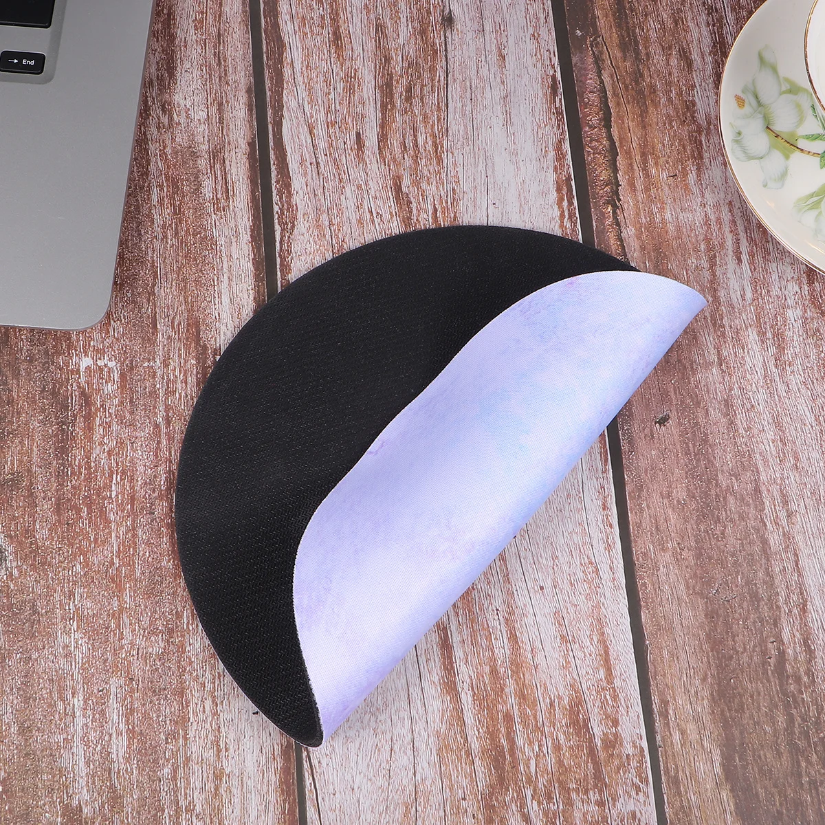Round Mouse Pad Rainbow Moon Pattern Non-Slip Surface Comfortable Wrist Support Gaming Office Decorative Mouse Mat