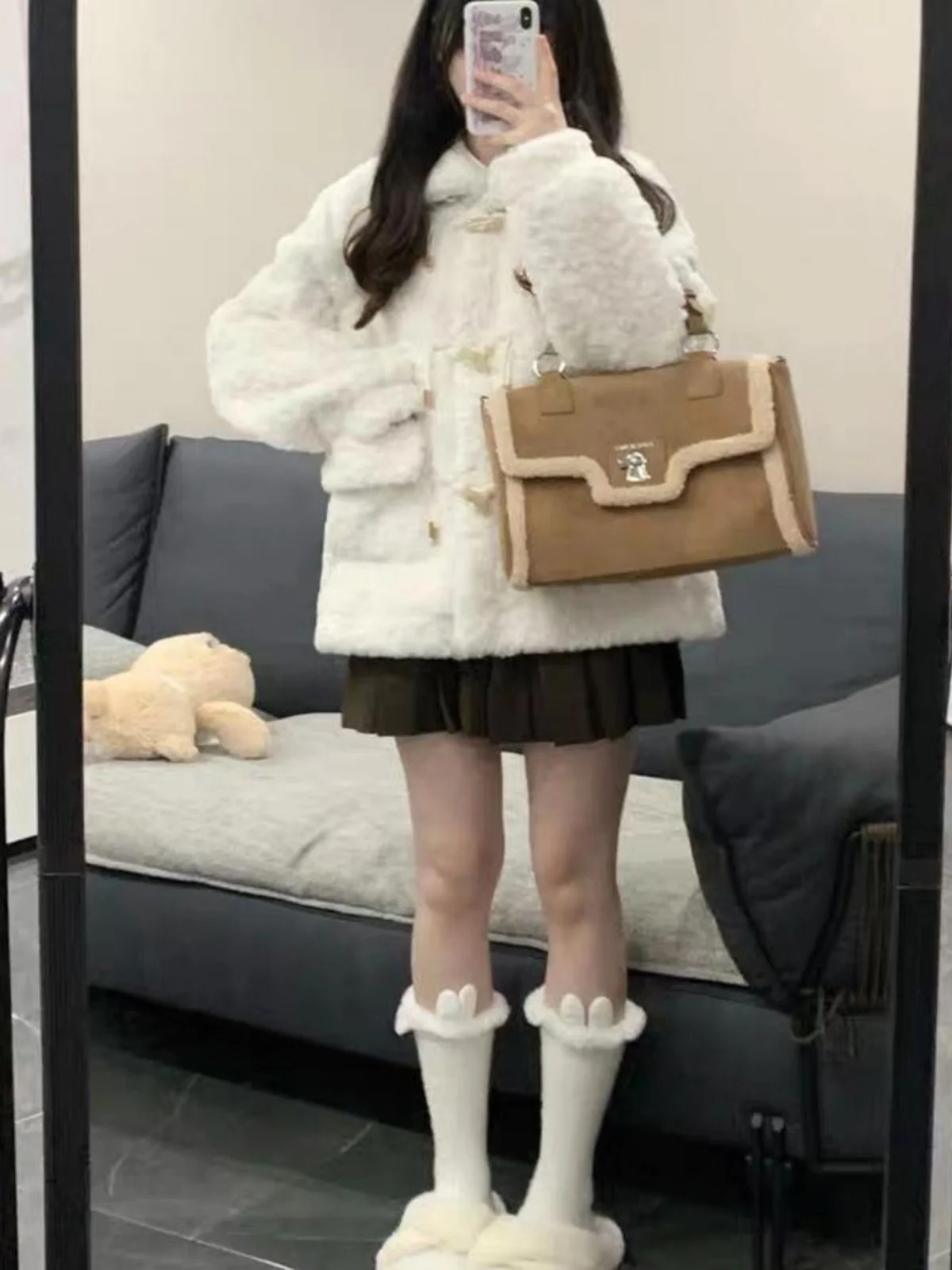 Lam Bont Jaet Vrouwen Leuke Pluizige Plu Herfst Winterjas Koreaanse Sle Kleine Maat Thiened Ort Bovenkleding 2024 Nieuwe Collectie