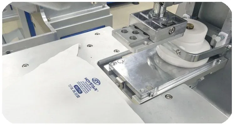 tagless printing tshirt pad printing machine for neck label press