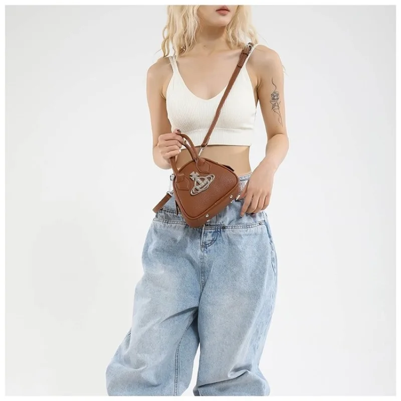 Tas Wanita Bergaya Desain Modis Untuk Menarik Perhatian Dan Menerima Pujian Glamor