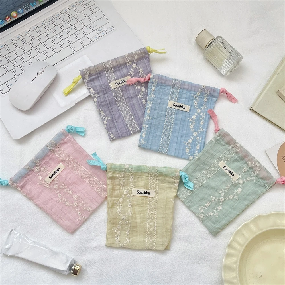 Multifunctional Flower Embroidery Storage Drawstring Bag for Women Portable Travel Storage Pouch Cute Makeup Bag Candy Organizer
