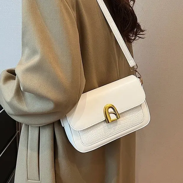 

Trendy Versatile Saddle Bag for Women - Casual Commute Underarm Crossbody Top-Handle Shoulder Purse