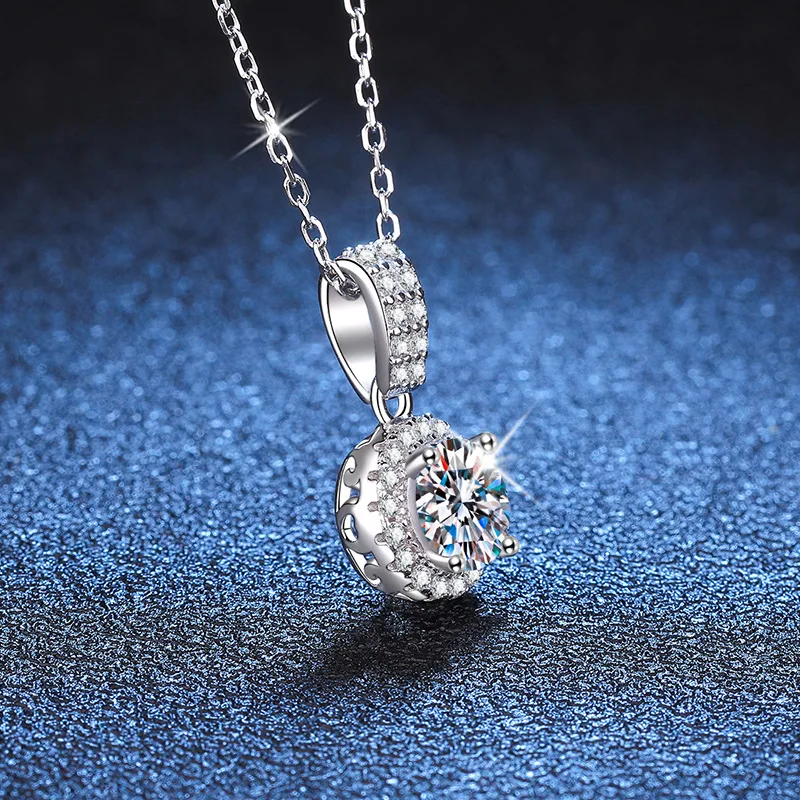 LioraGem Classic Round Wrapped Moissanite Pendant Necklace, 1-carat D-color Moissanite Necklace Platinum PT950 Stamp