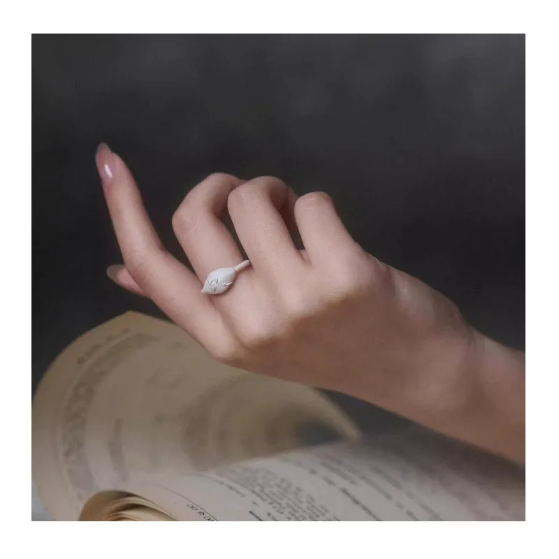 

Niche Design Iris Bean Ring New Chinese Wabi-sabi Wind Couple Ring Light Luxury High-end Jewelry Gift
