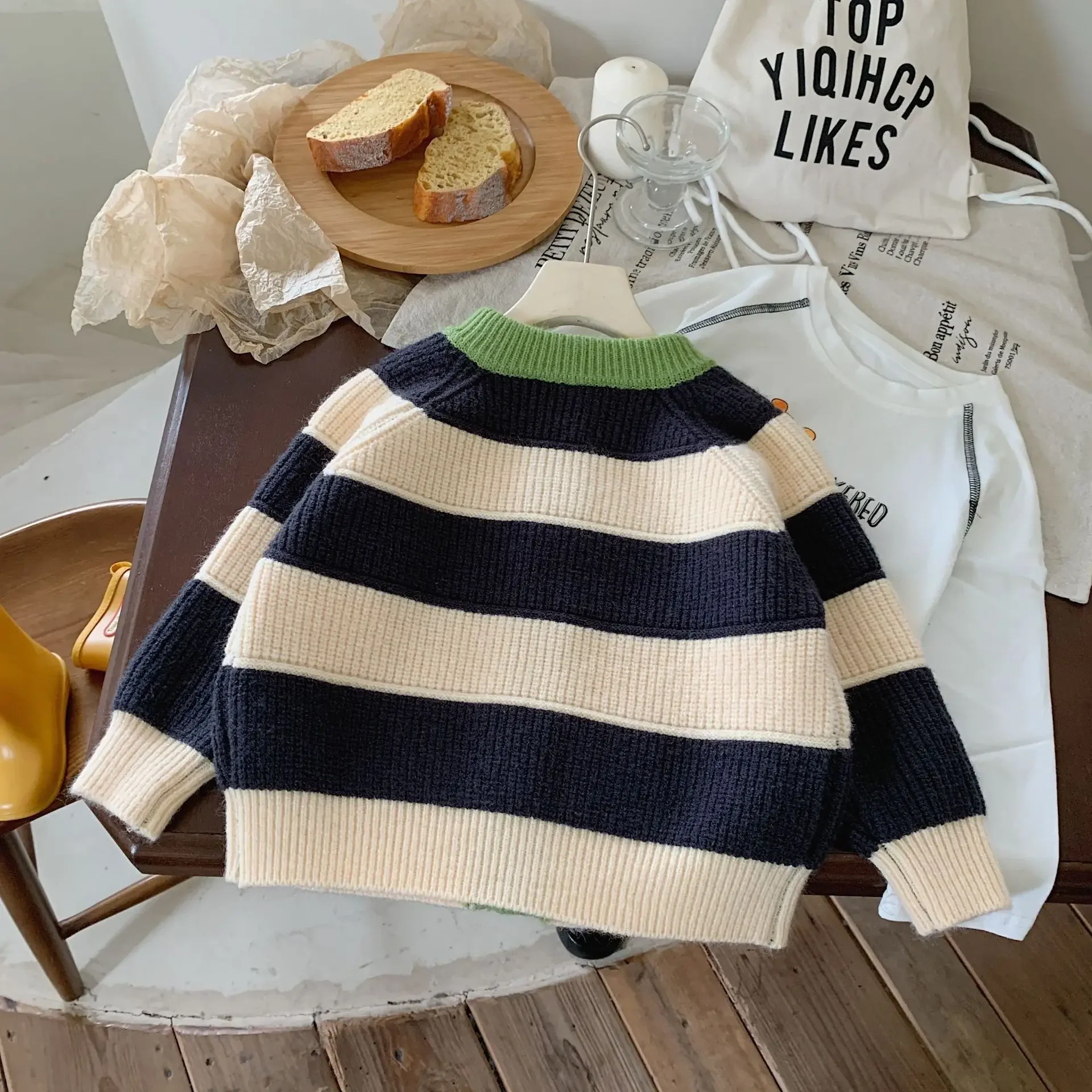 Children's Sweater 2024 Autumn/Winter Korean Edition Boys' and Girls' Striped Color Blocked Sweater Coat Casual Cardigan