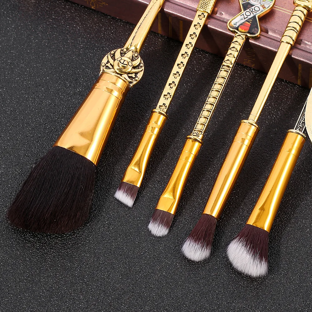 Anime ONE PIECE Makeup Brushes Figure Monkey D. Luffy Zoro Kawaii Crystal Powder Eyeshadow Blush Brushes for Women Makeup Tools