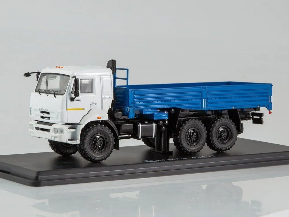 New 1 43 KAMAZ-43118 6×6 flatbed truck (facelift) white-blue USSR Truck Diecast Model for Collection Gift SSM1237