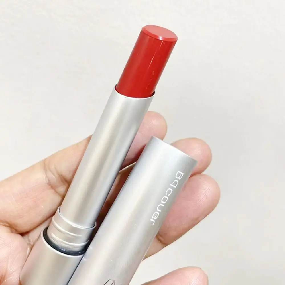 ホットマルチカラーマットリップスティック保湿保湿ベルベットリップグロス長期持続防水ヌードダークリップスティックビューティーガール