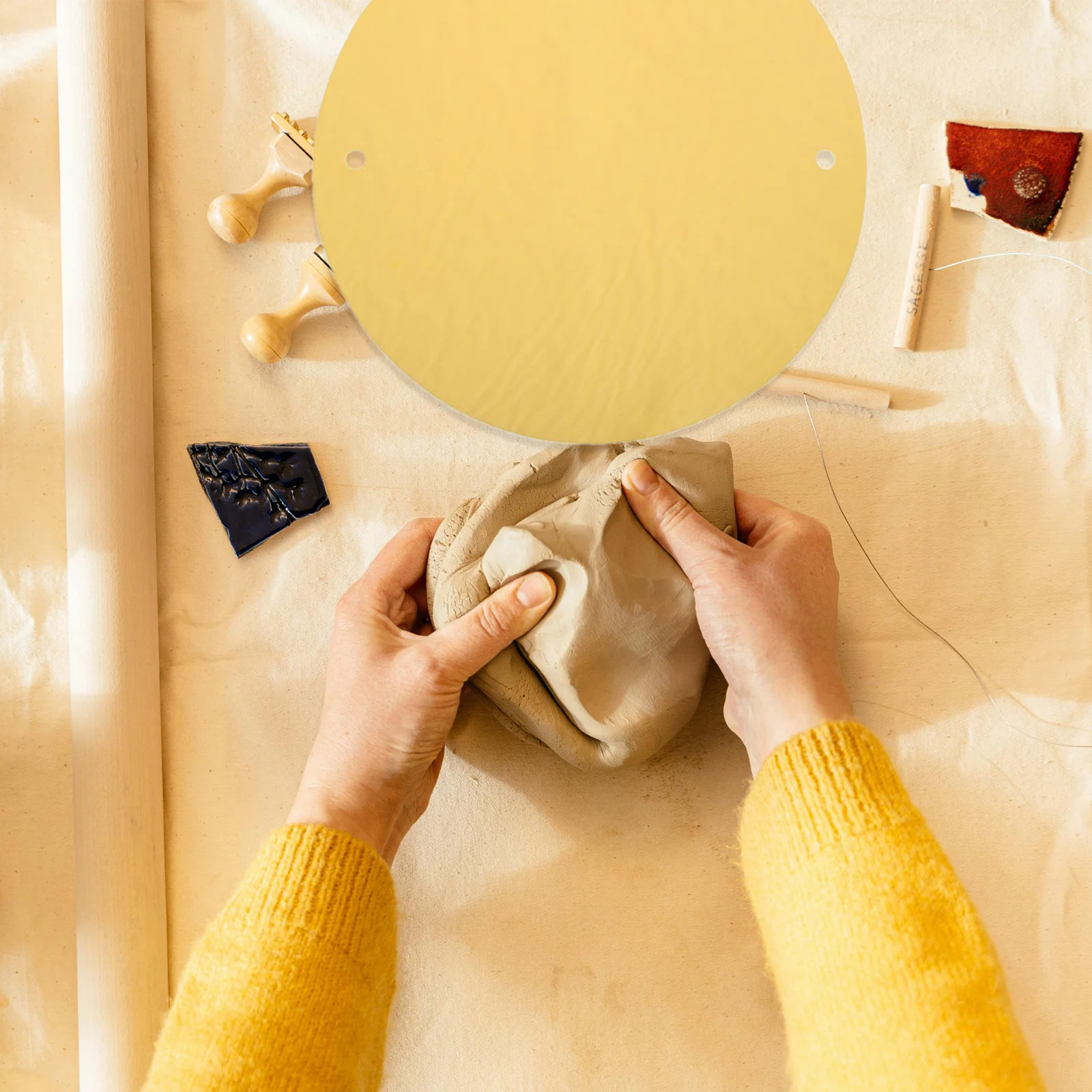 

4Pcs Pottery Absorbent Pads Round Dual-Hole Pva Clay Throwing Trimming Cloth Clay Absorbent Pad Ceramic Pottery Accessory