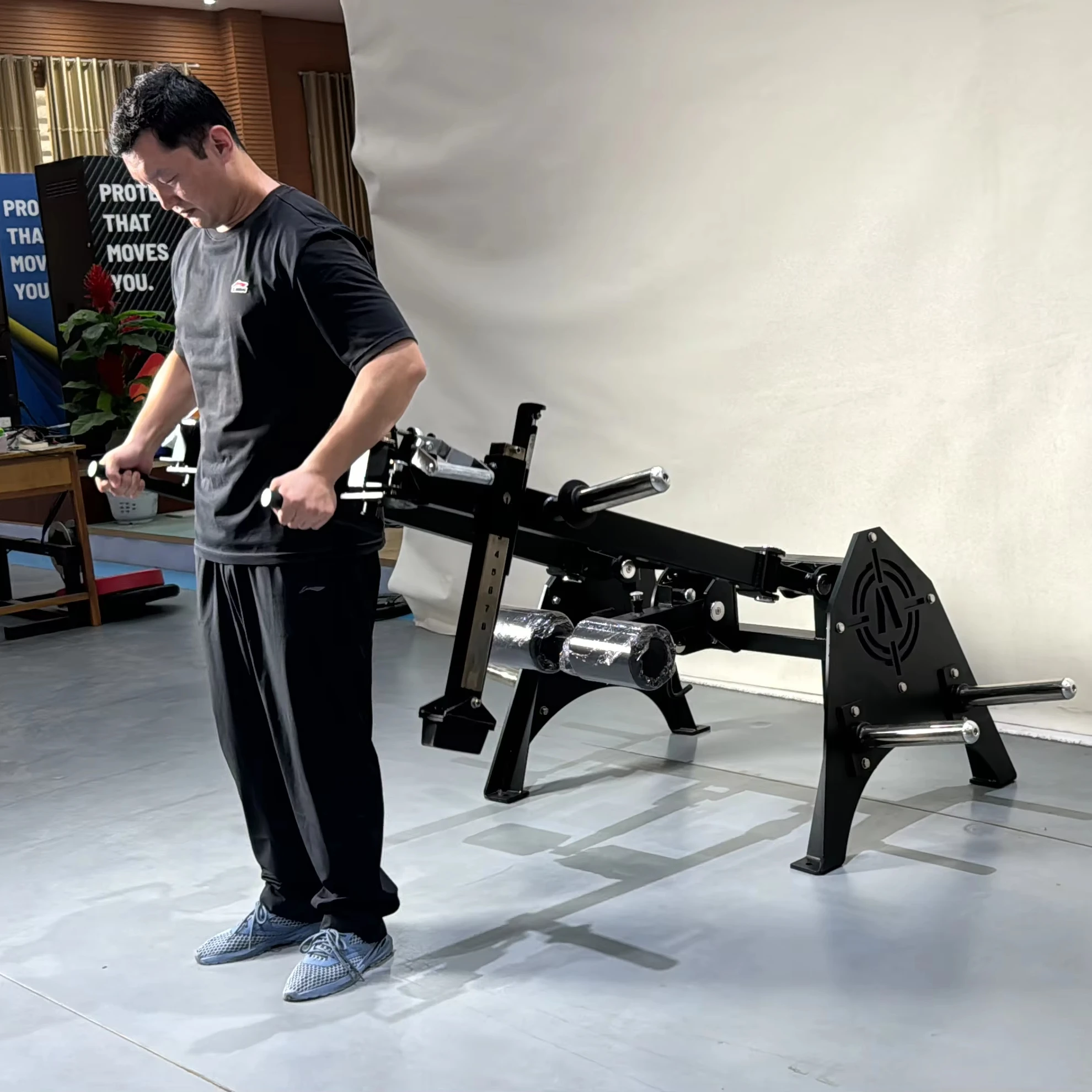 

High-quality Commercial Gym Equipment Supplier Low Price Leading Supplier of Plate Loaded Strength Training Machines