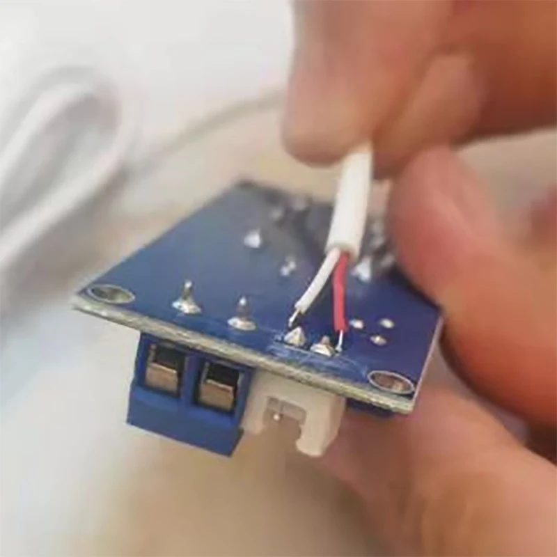 Hot Sale 12V 24V 5V Water Leak Relay Module Water Control Circuit Board with 1M Water Sensor Protection Against Water Leaks