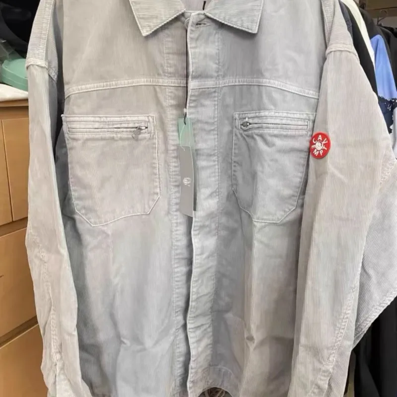 

Серые вельветовые куртки CAVEMPT с принтом для мужчин и женщин, зимние свободные уличные пальто на молнии с карманами и отложным воротником, длинные рукава, кардиган CE