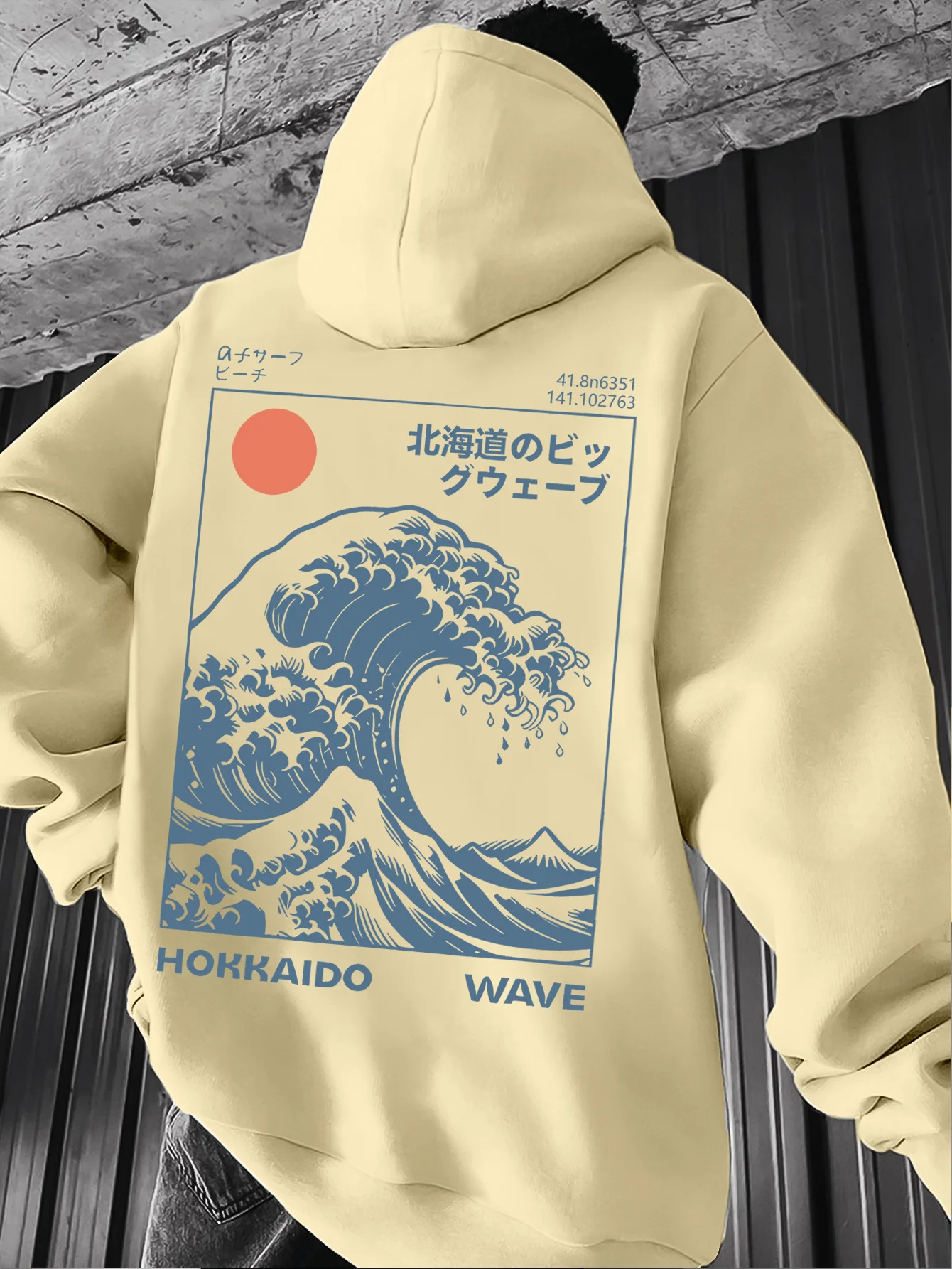 A Vintage-style Men's Hoodie Inspired by the Fresh American Wave Sunrise, Made from Polyester Knit Fabric, Featuring a Casual Style and a Fitted Hood, Autumn/Winter Essentials