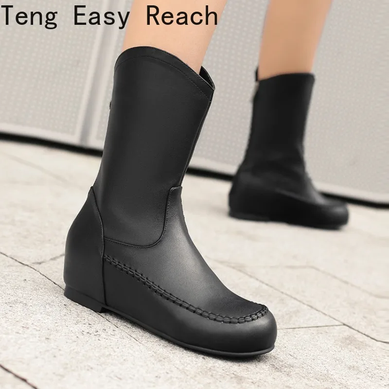 

2026 Autumn and Winter New Fashionable High Heels, Simple Round Toe High Heels, Height Increasing Design