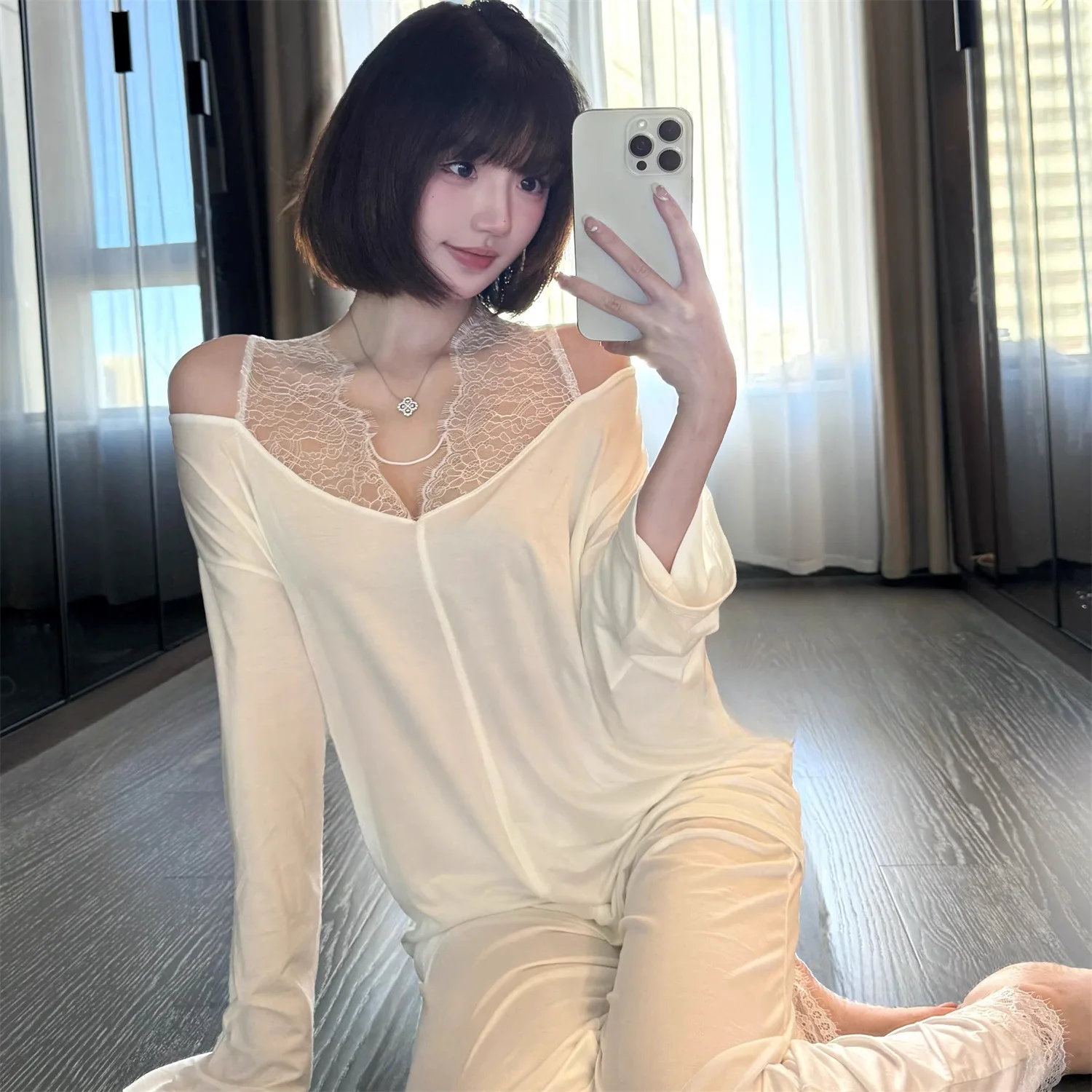 Loose Slanted Shoulder Lace Women's Comfortable Long-sleeved Pants Pajamas Women's V-neck Loungewear Set