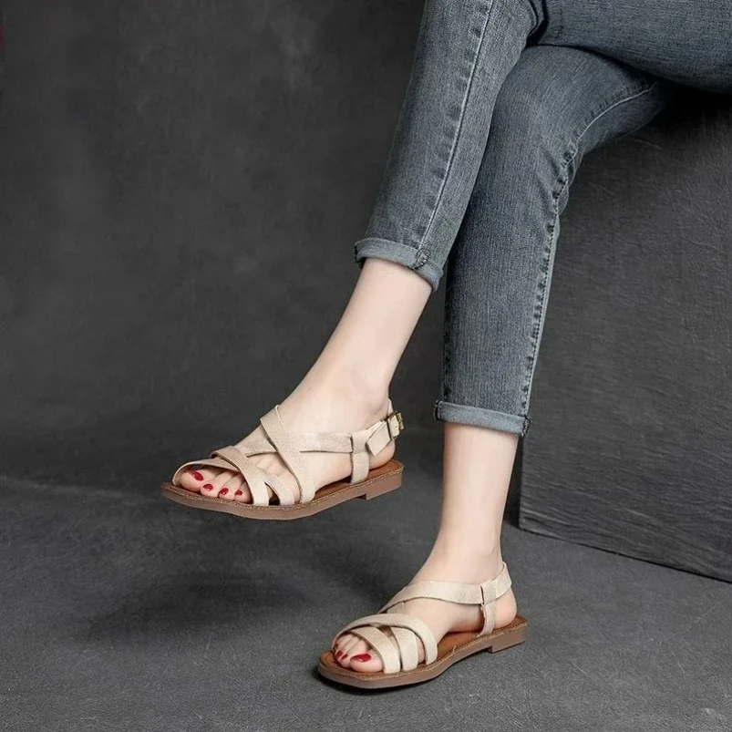 2025 ΡΠ°Π½Π΄Π°Π»ΠΈΠΈ-Π³Π»Π°Π΄ΠΈΠ°ΡΠΎΡΡ, ΠΆΠ΅Π½ΡΠΊΠΈΠ΅ ΡΠ°Π½Π΄Π°Π»ΠΈΠΈ ΠΈΠ· ΠΊΠΎΡΠΎΠ²ΡΠ΅ΠΉ ΠΊΠΎΠΆΠΈ, Π²ΠΈΠ½ΡΠ°ΠΆΠ½ΡΠ΅ Π»Π΅ΡΠ½ΠΈΠ΅ ΠΆΠ΅Π½ΡΠΊΠΈΠ΅ ΡΡΡΠ»ΠΈ Π½Π° ΠΏΠ»ΠΎΡΠΊΠΎΠΉ ΠΏΠΎΠ΄ΠΎΡΠ²Π΅ Ρ ΠΊΠ²Π°Π΄ΡΠ°ΡΠ½ΡΠΌ Π½ΠΎΡΠΊΠΎΠΌ ΠΈ ΠΏΠ΅ΡΠ΅ΠΊΡΠ΅ΡΡΠ½ΡΠΌ ΡΠ΅ΠΌΠ΅ΡΠΊΠΎΠΌ Π½Π° ΡΠΈΠΊΠΎΠ»ΠΎΡΠΊΠ΅, ΡΡΡΠ½Π°Ρ ΡΠ°Π±ΠΎΡΠ° 2025 ΡΠ°Π½Π΄Π°Π»ΠΈΠΈ-Π³Π»Π°Π΄ΠΈΠ°ΡΠΎΡΡ, ΠΆΠ΅Π½ΡΠΊΠΈΠ΅ ΡΠ°Π½Π΄Π°Π»ΠΈΠΈ ΠΈΠ· ΠΊΠΎΡΠΎΠ²ΡΠ΅ΠΉ ΠΊΠΎΠΆΠΈ, Π²ΠΈΠ½ΡΠ°ΠΆΠ½ΡΠ΅ Π»Π΅ΡΠ½ΠΈΠ΅ ΠΆΠ΅Π½ΡΠΊΠΈΠ΅ ΡΡΡΠ»ΠΈ Π½Π° ΠΏΠ»ΠΎΡΠΊΠΎΠΉ ΠΏΠΎΠ΄ΠΎΡΠ²Π΅ Ρ ΠΊΠ²Π°Π΄ΡΠ°ΡΠ½ΡΠΌ Π½ΠΎΡΠΊΠΎΠΌ ΠΈ ΠΏΠ΅ΡΠ΅ΠΊΡΠ΅ΡΡΠ½ΡΠΌ ΡΠ΅ΠΌΠ΅ΡΠΊΠΎΠΌ Π½Π° ΡΠΈΠΊΠΎΠ»ΠΎΡΠΊΠ΅, ΡΡΡΠ½Π°Ρ ΡΠ°Π±ΠΎΡΠ°