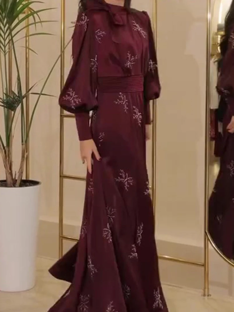 Elegancka sukienka maxi z plisami i nadrukiem, nowa jesienna sukienka bankietowa z wysokim stanem, damska sukienka vintage z długim rękawem typu latarnia, dopasowana satynowa sukienka.