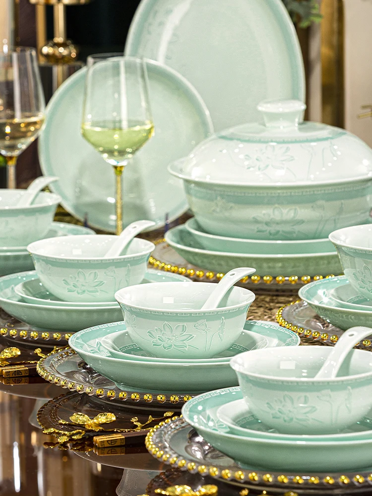 Chinese Style Celadon Lotus High-temperature Underglaze Blue Porcelain Tableware Set for Home New Bowls and Dishes Set