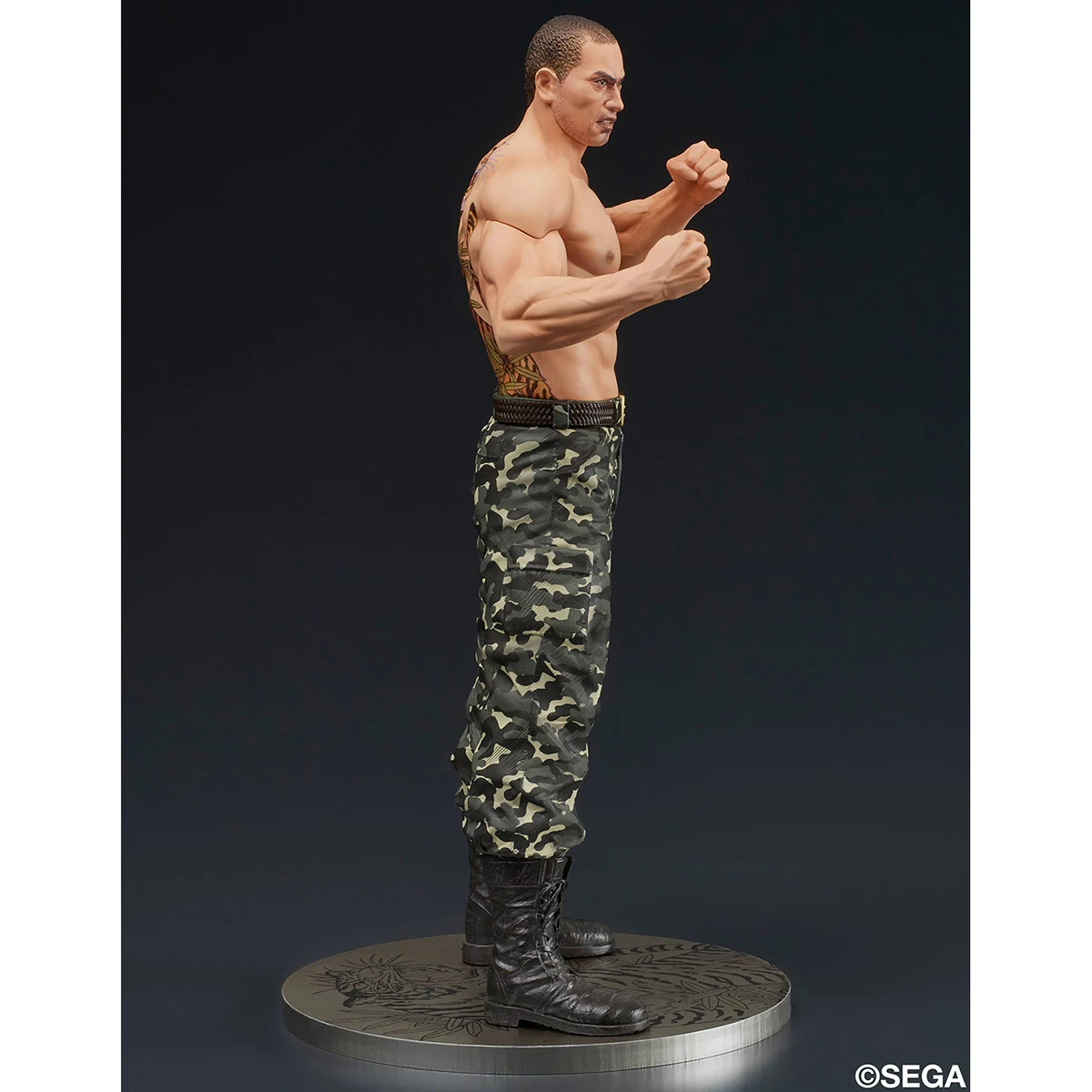 최신 DIGSTA 용이 드래곤 야쿠자 타이가 사에지마 격렬한 전투 애니메이션 피규어 오리지널 Collectible Model Toys Nice Doll Ornaments