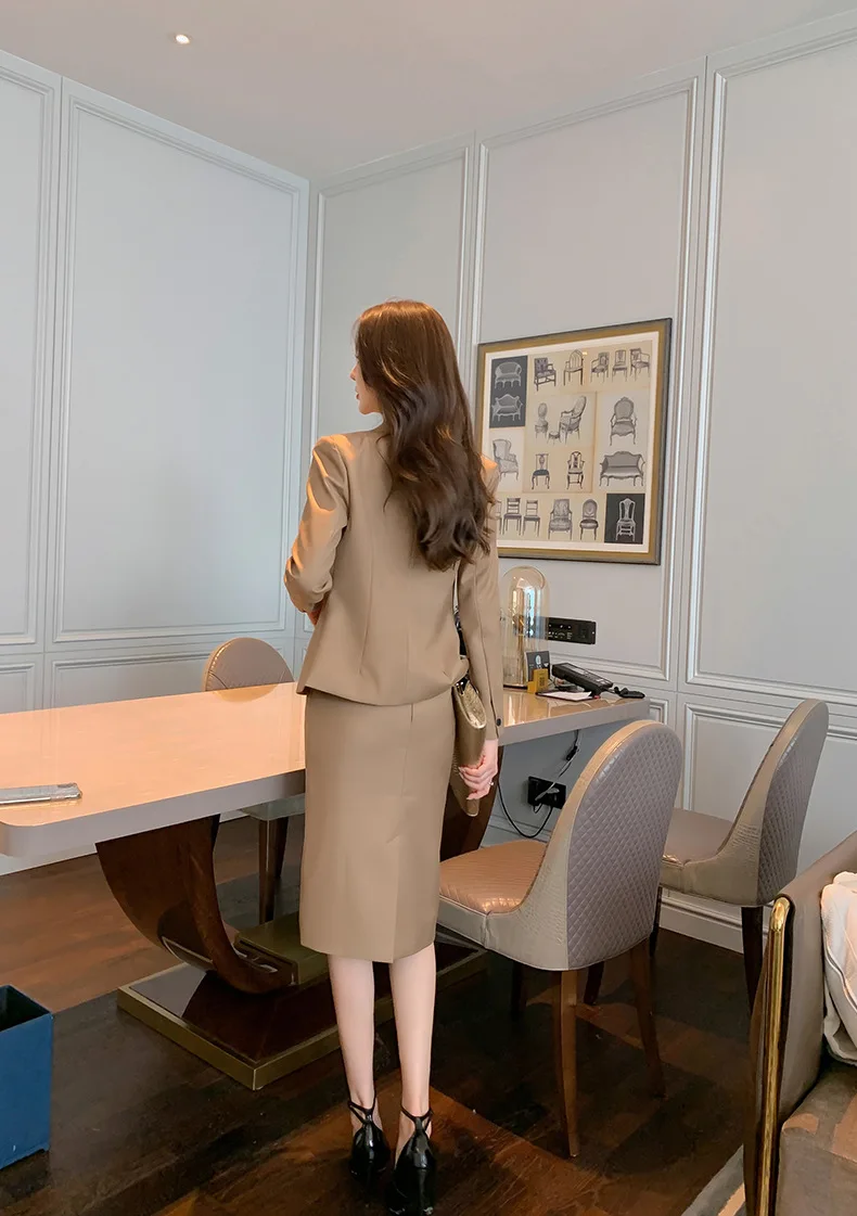 Two-piece Women\'s 2023 Spring New Goddess Style Suit Jacket Skirt Temperament Royal Sister Professional Suit Luxury Design