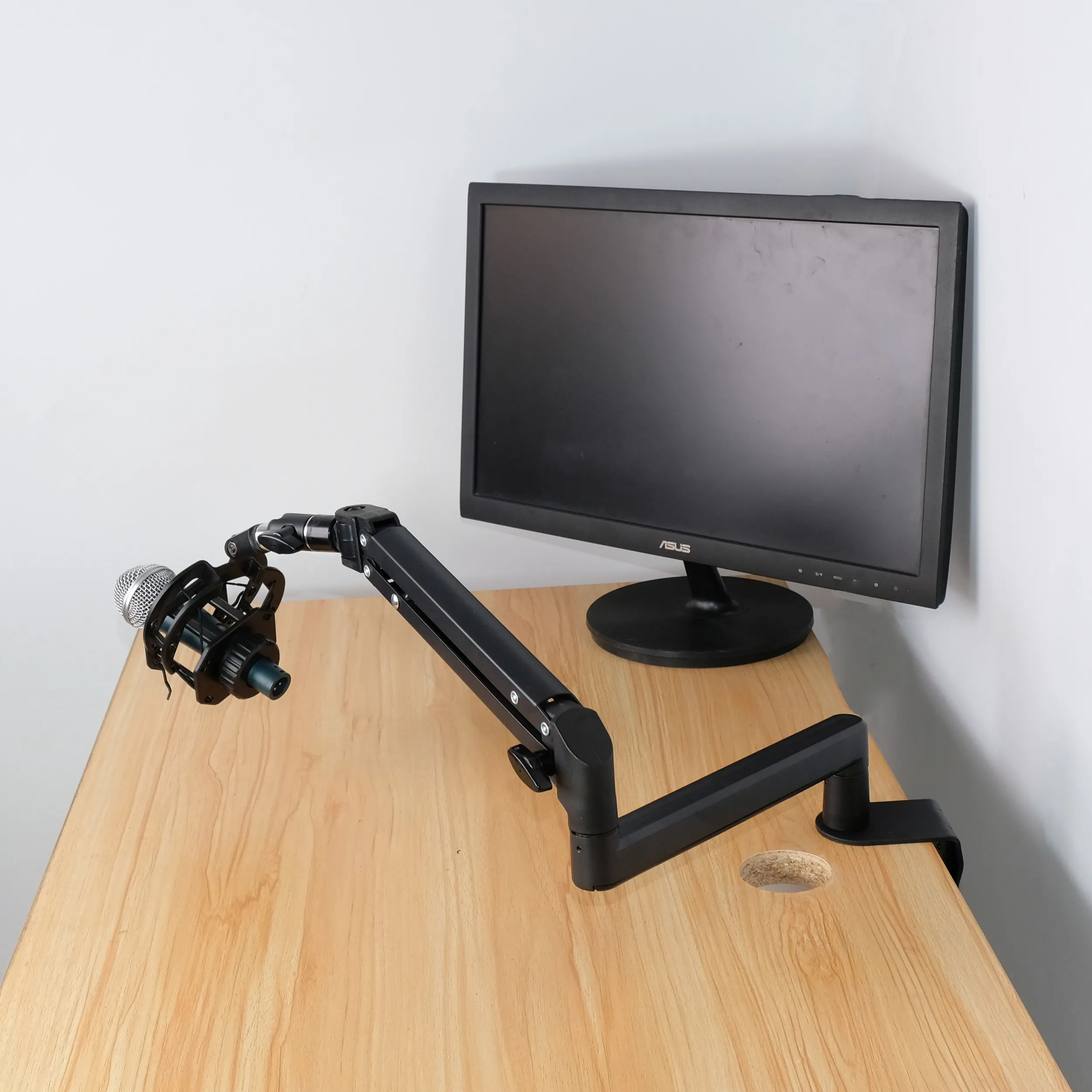 Heavy Duty Adjustable Metal Mic Boom Arm 360 Rotatable Strong Load Bearing Anti Vibration For Podcast