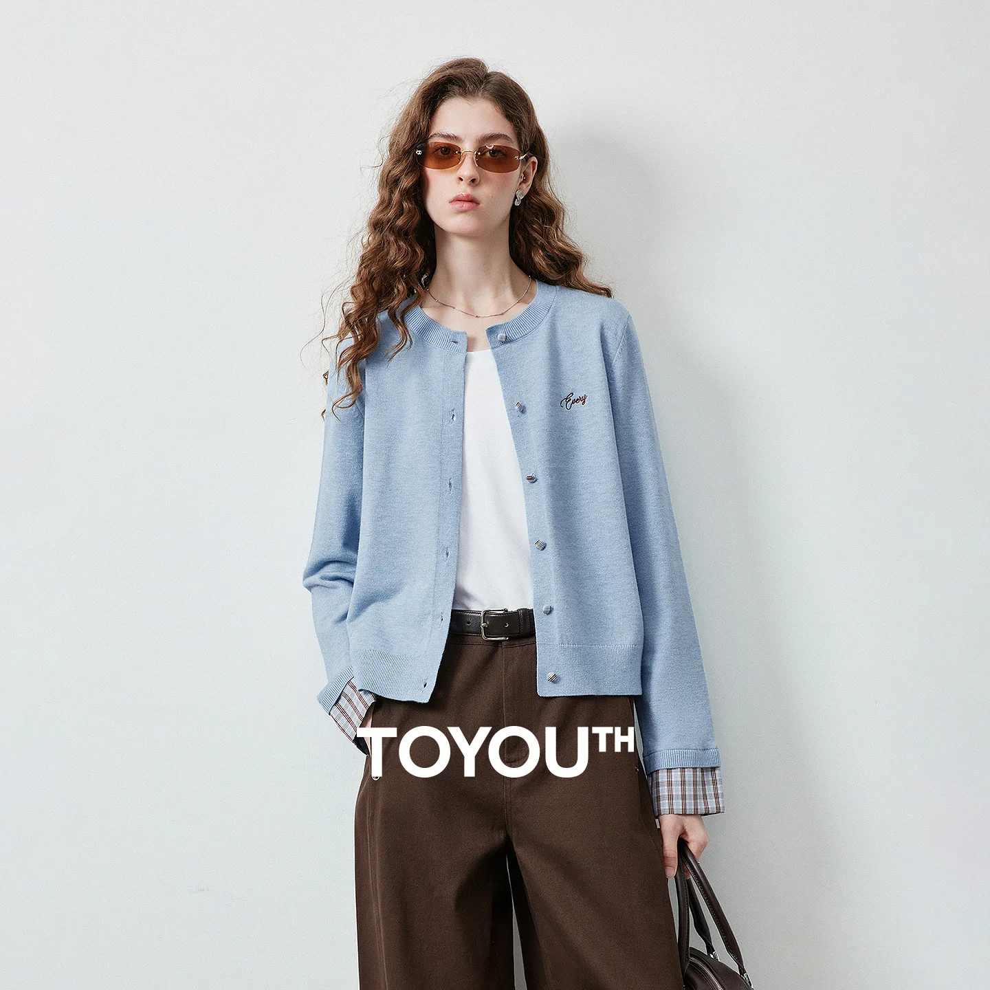 TOYOUTH Women's Crew Neck Knit Cardigan 2026 Fall New Arrival Regular Fit Plaid Spliced Embroidery Outerwear Top