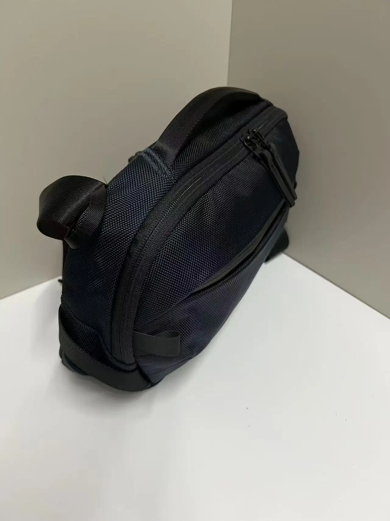 Bolso Bandolera Day Sling 4 Max de Nailon X-Pac de 6L, Gran Capacidad, Resistente al Agua, Elegante, Bolso Cruzado, Bolso de Pecho, Bolso Mensajero, Duradero