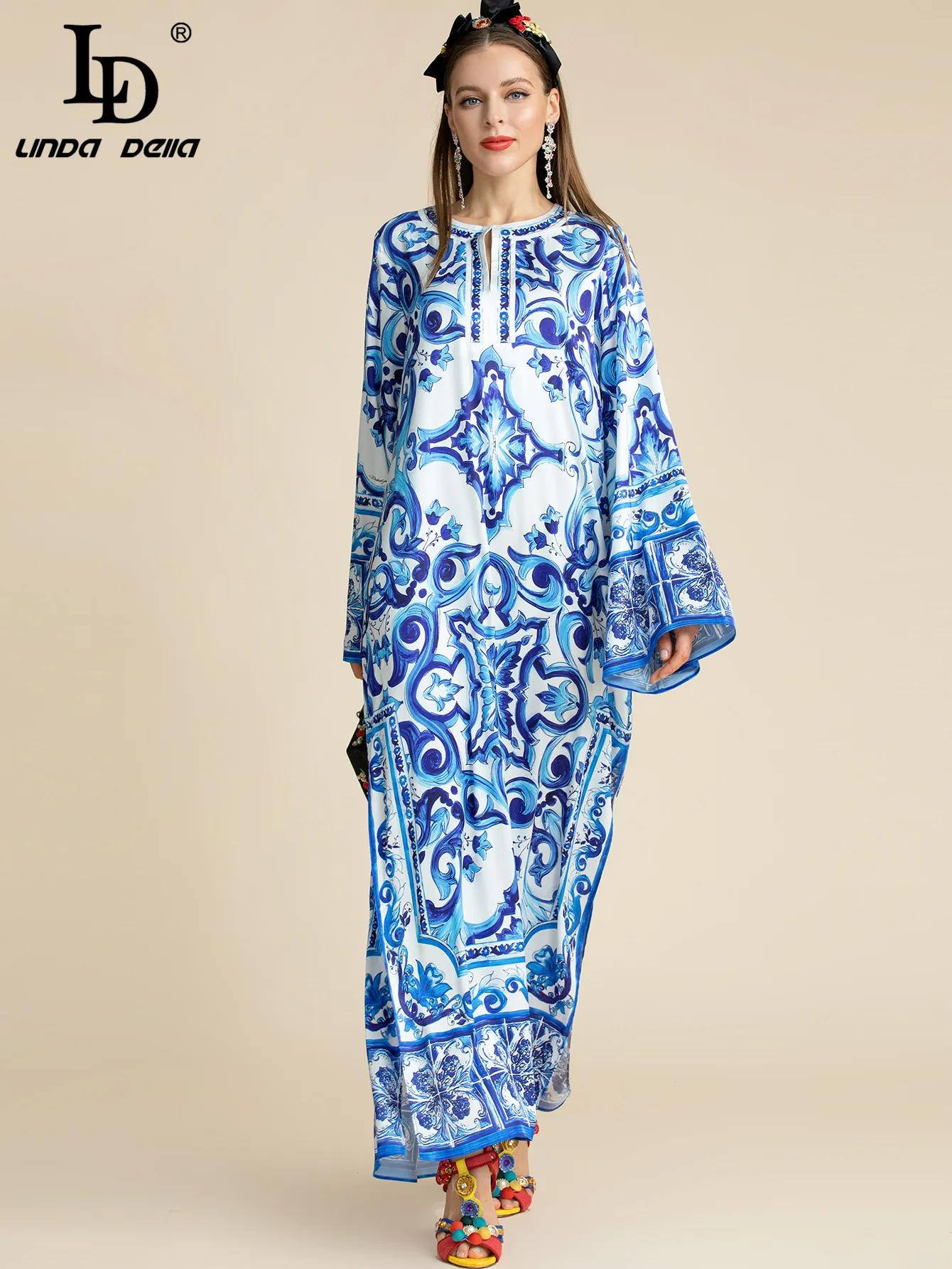 LD LINDA DELLA 2022 Fashion Autumn Runway Long Dress Women Blue and White Porcelain Printing Bohemian Loose Maxi Dresses Robe