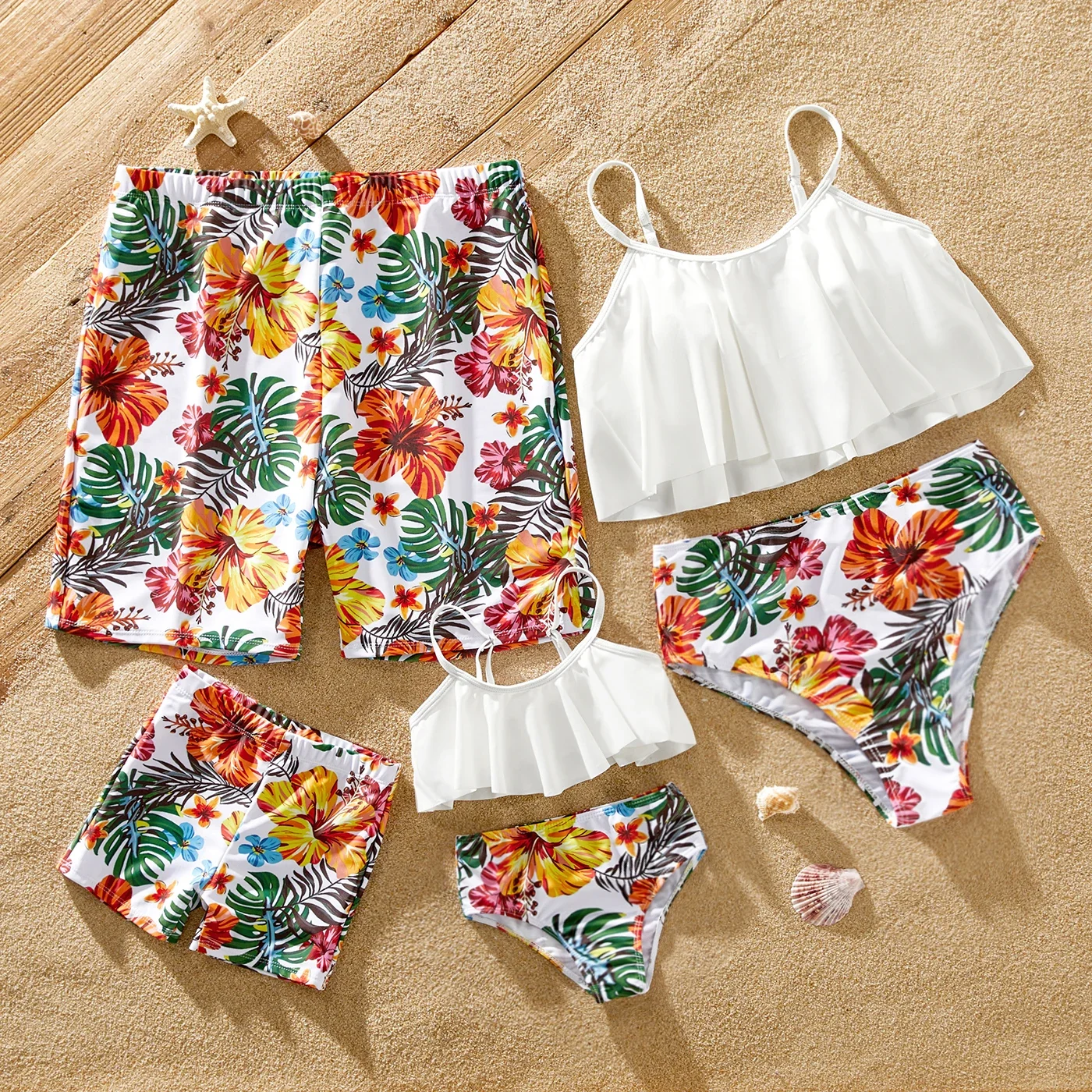 PatPat Family Matching Allover Tropical Plant Print Strappy Two-piece Swimsuit and Swim Trunks Shorts Suitable for Summer Season