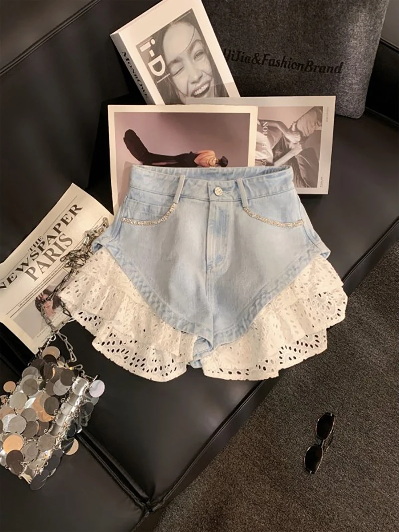 

Lace Patchwork Washed Denim Shorts Women High Waist Light Color Slim Fit Hot Pants Korean Summer Casual Commute Shorts