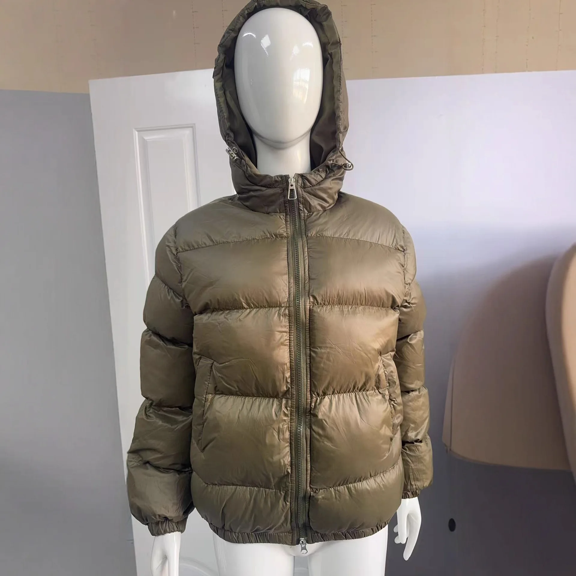 Shiny Puffer Jacket Hooded Unisex Thick Cotton Padded Coat Thermal Windproof Oversize Casual Winter Warm Bubble Outerwear Men view 5