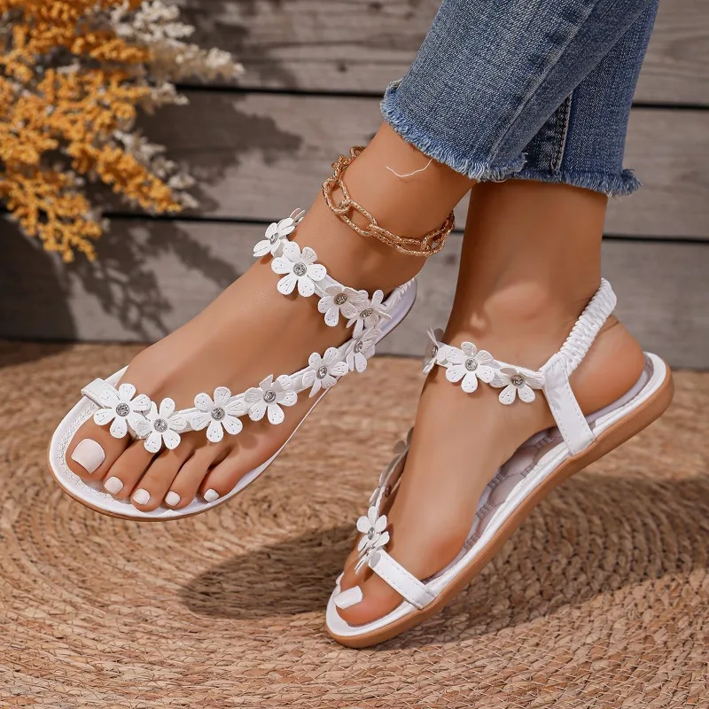 

Богемные сандалии с цветочным декором и стразами, женские летние сандалии для международной торговли, большие размеры, эластичные сандалии.