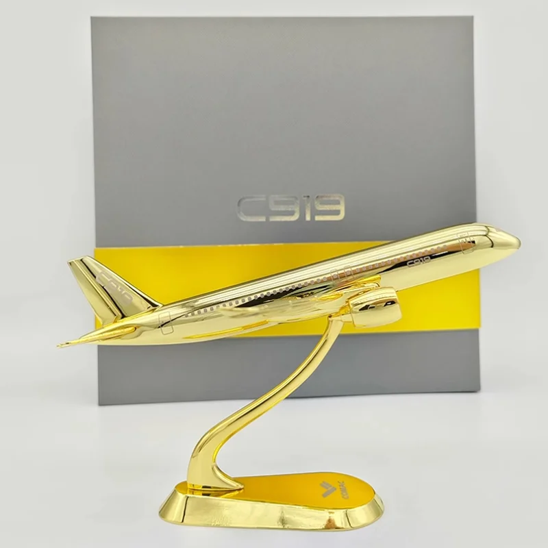 

Diecast 1/400 Scale COMAC C919 Metal Aircraft Model Gold 16.5CM Collection Display Decorative Gift