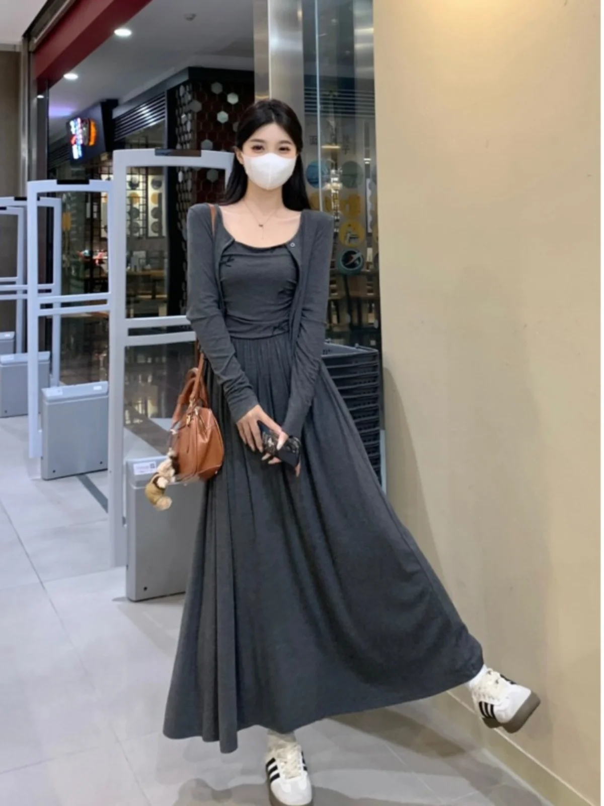 

Женское платье макси с поясом и воротником-халтер, кардиган с узлом, модный осенний новый стиль, с завышенной талией, длинными рукавами