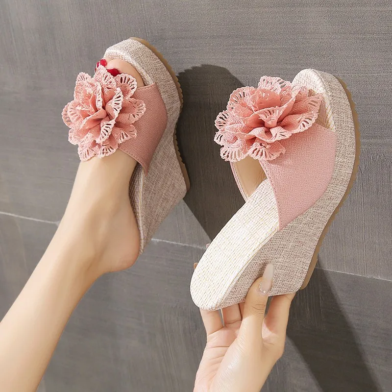 2025 Summer Flowers Home and Outdoor Thick-soled One-Line Fish Mouth Sandals/Slippers Large Size Fashionable Wedge Women's Shoes