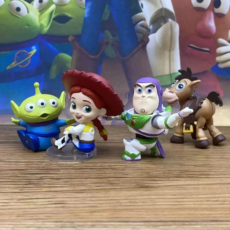 

Новинка в наличии: Игрушка-фигурка для ванной "Трехглазый мальчик Маленький Ма Цуйси, смотрящий назад" – праздничный подарок-сюрприз