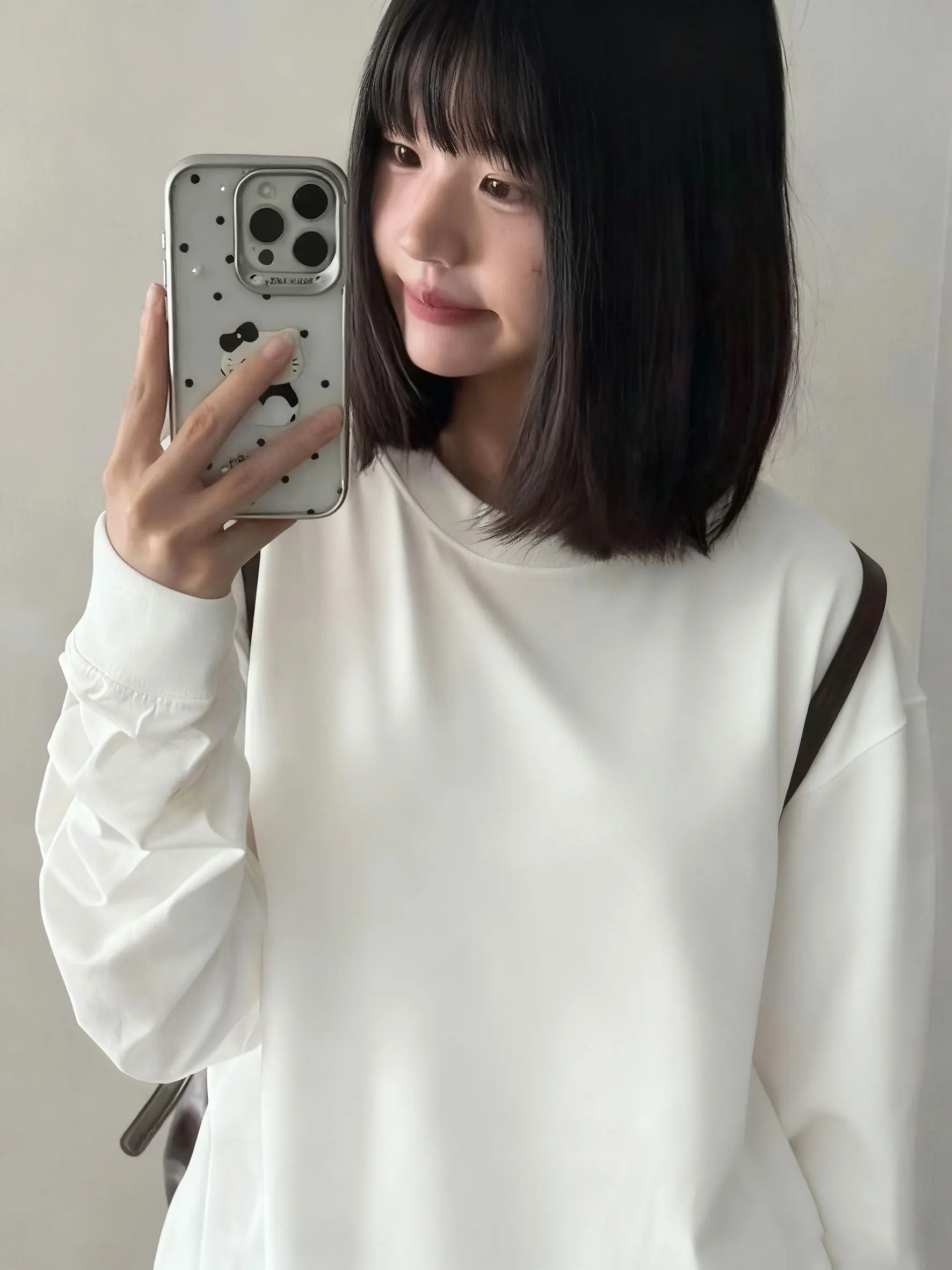 T-shirt lunga autunnale T-shirt basic oversize elegante squisita per il tempo libero donna casual maglietta con o-collo nero bianco tendenza streetwear