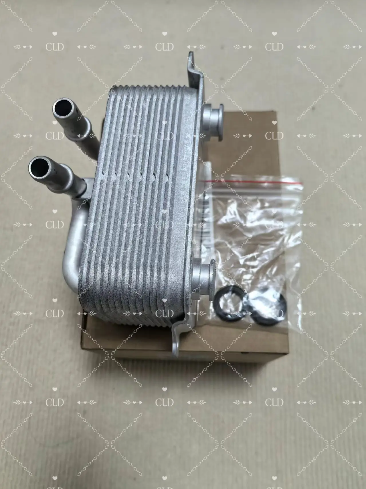 17117534896 17217534896 376745751  For BMW Automatic Engine Oil Cooler E60 525I 525Xi 530I 530Xi 528I Accessories