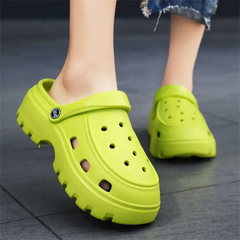 

Hole Sandals Bedrooms Slippers Go By Home Shoes For Women Sandals Summer Sneakers Women Sport Genuine Brand Vintage Resale