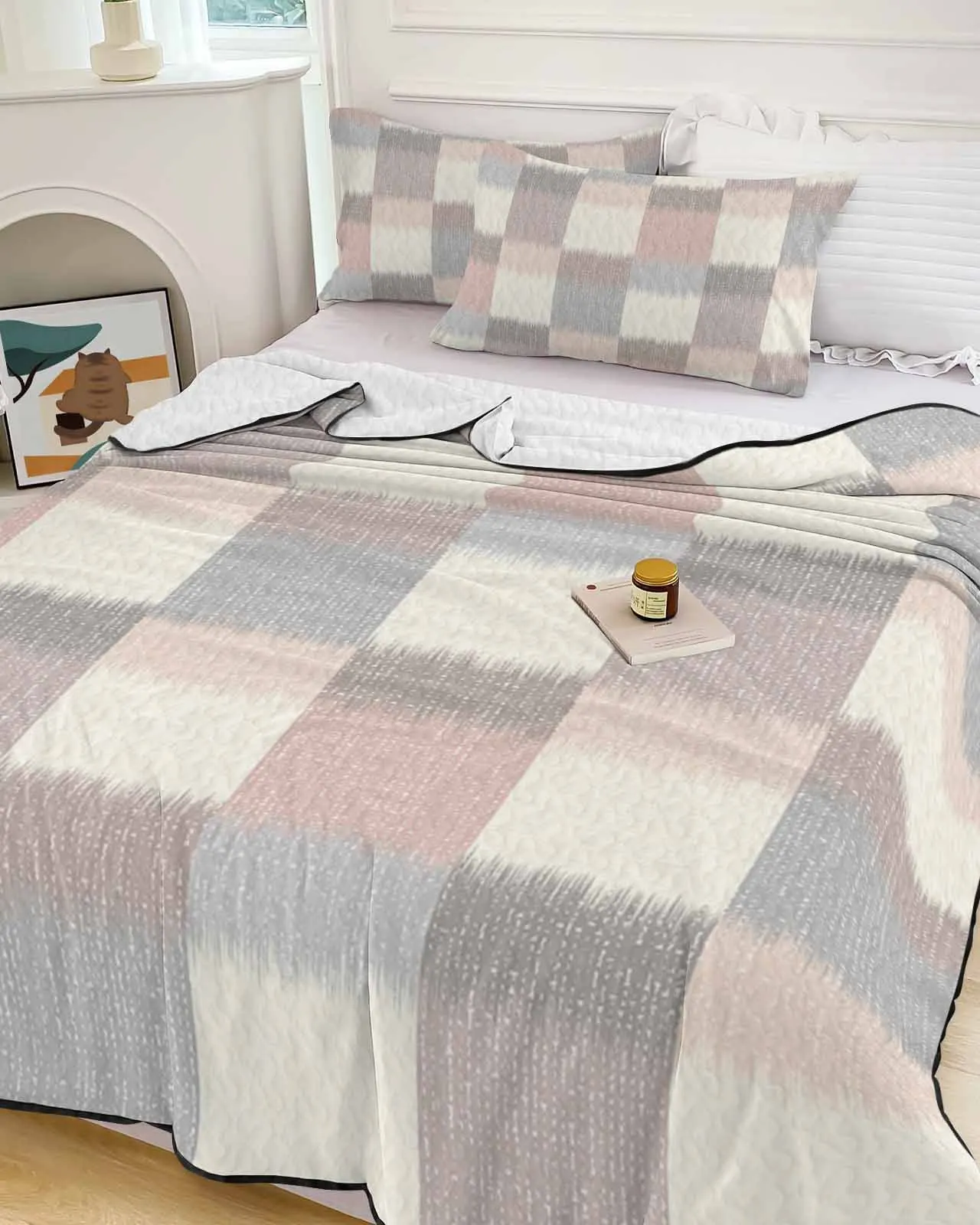 Pale Pink Modern Abstract Cooling Blankets Air Condition Comforter Lightweight Summer Quilt for Bed Breathable Soft Thin Quilt