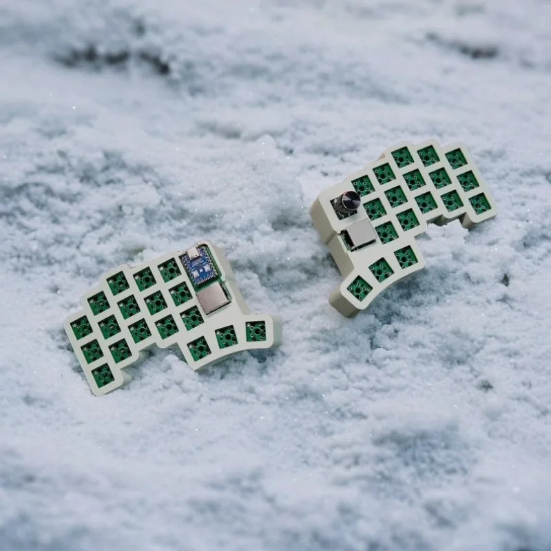 

NEW Cheapino V3 Split Keyboard Customized Wired Hot-swap Ergonomics Split Mechanical Keyboard Kit VIAL Gaming Office Keyboard