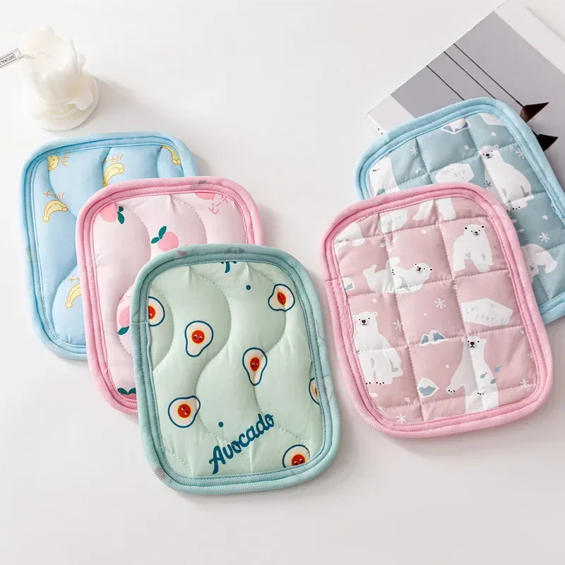 Small Pet Cooler Mat Summer Ice Silk Cool Feeling Pet Mat Hamster Kennel Mat Guinea Pig Chinchilla Rabbit Small Pet Cooling Mat