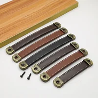 Manija de perilla de cuero para gabinete Simple, tiradores de cajón nórdico, herrajes para baño, muebles y tiradores de cocina, tirador Retro marrón de 96mm