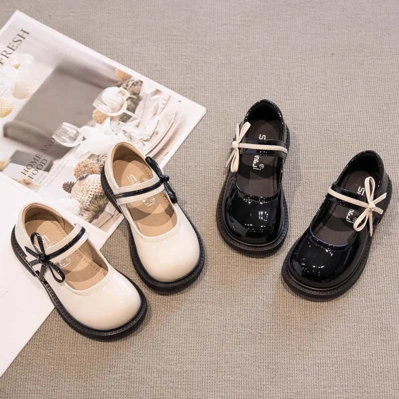 Girls' Shoes 2024 New Spring Children's Black Small Fragrant Wind Princess Spring Female Treasure Single Shoes