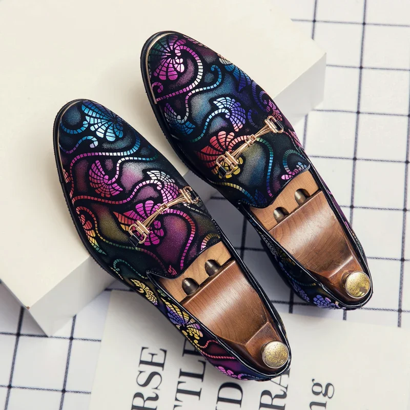 

Men Fashion Lefu Leather Shoes Round Head Metal Decoration Trend Outdoor Casual PU Printing Shoes Sizes 38-46 Men Shoes