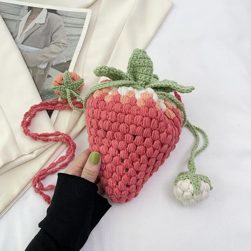 

New Women Strawberry Bag Women's Bag 2023 Knitted Fashion Single Shoulder Crossbody Luxury Designer Strange Things Bags